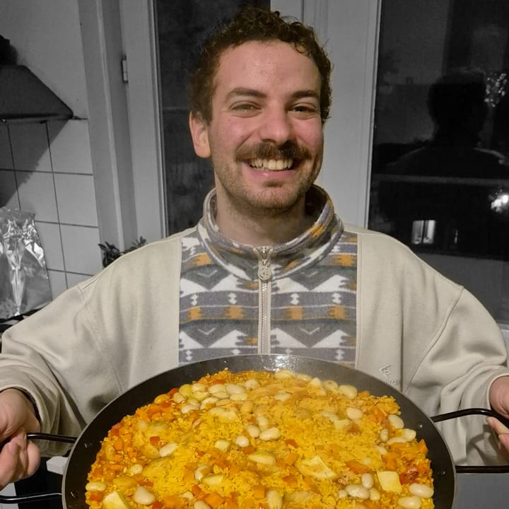Paella with artichoke and butter beans